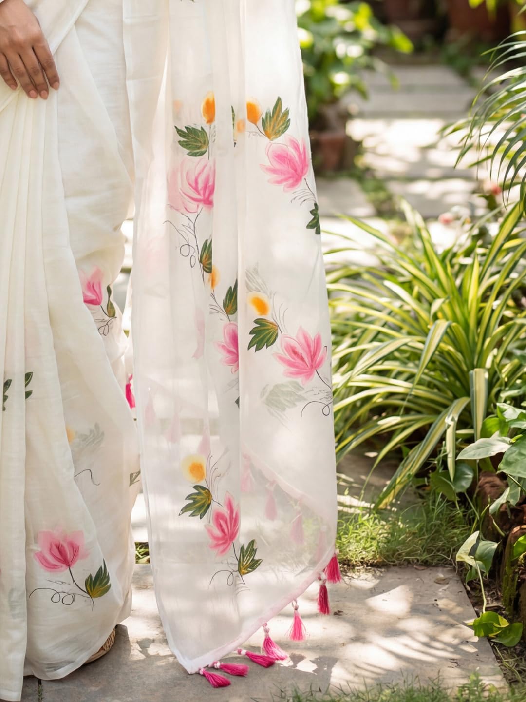 White Chiffon Floral Saree
