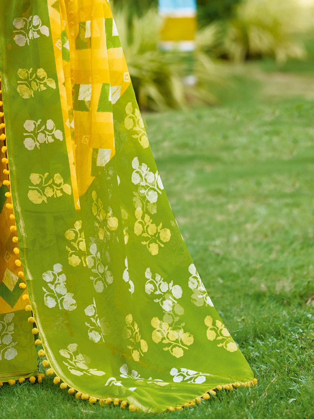 Yellow Cotton Paisley Saree