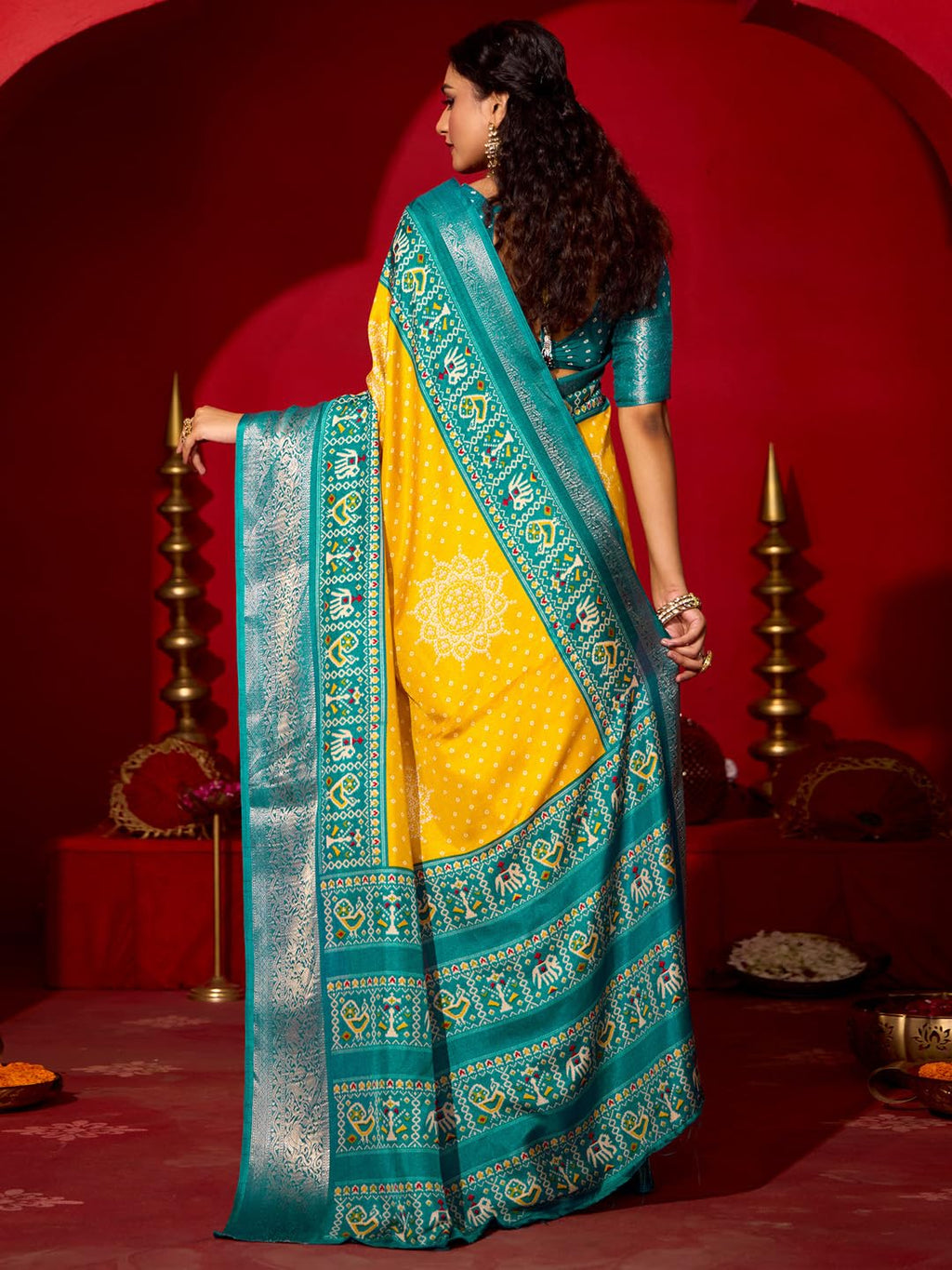 Yellow Silk Blend Polka Dots Saree
