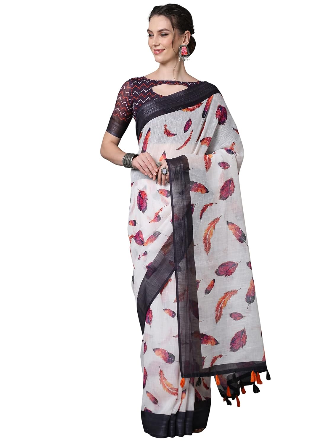 Red 2 Silk Blend Floral Saree - White 2