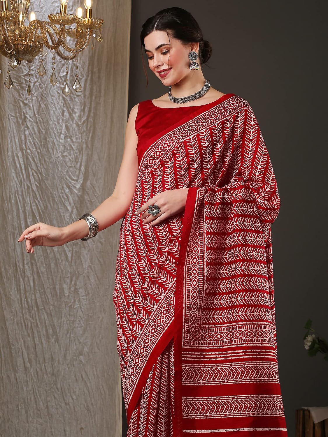 Red Bhagalpuri Silk Ethnic Motif Saree